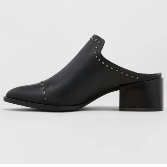 💓SOLD Crista Black Studded Pointed Toe Heeled - Picture 5 of 8